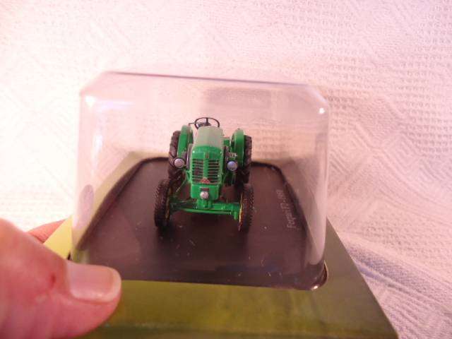 Hachette - Lot of 4 Tractors
