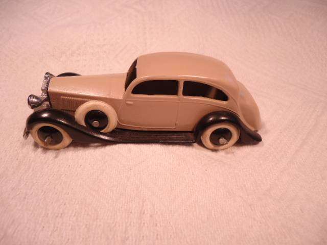 Dinky Toys - Replica Pre War  of the Rolls Royce - # 30b