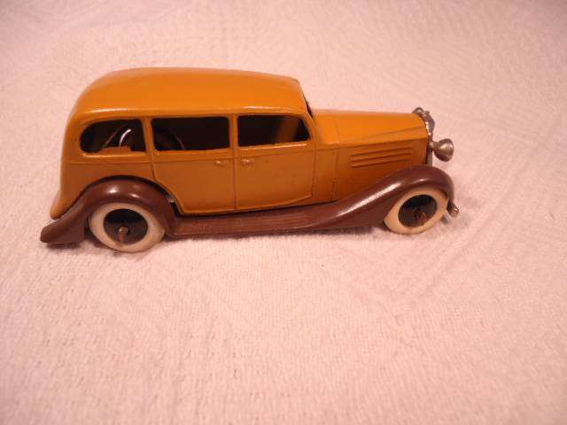 Dinky Toys - Replica Pre War  of the Vauxhall - # 30d