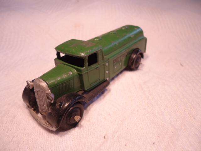 Dinky - Petrol Tanker  - # 25d