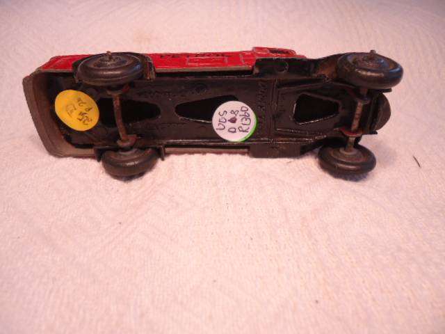 Dinky - Petrol Tanker  - # 25d