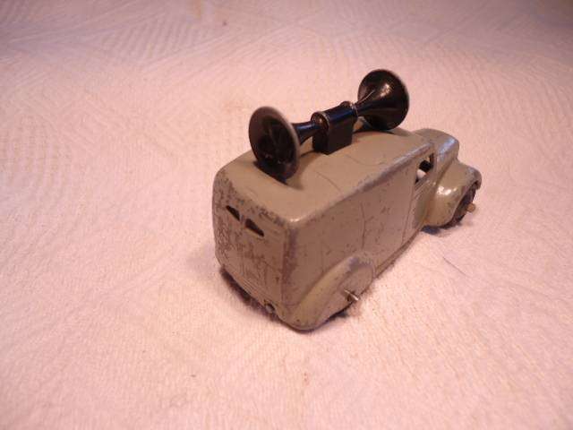 Dinky - Loadspeaker Van - # 34c