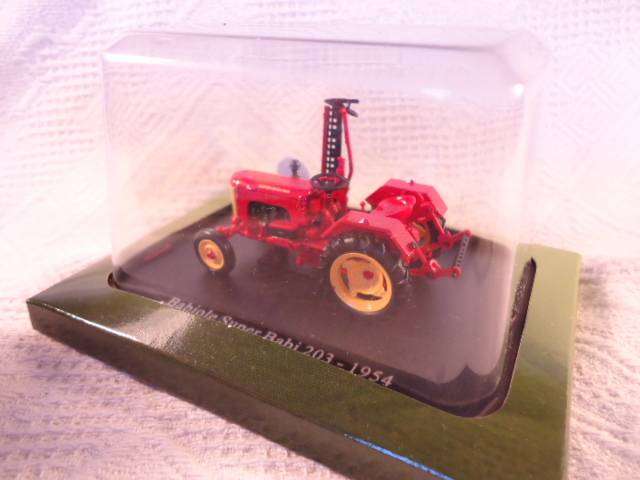Hachette - Lot of 4 Tractors