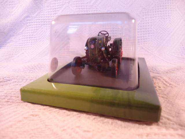 Hachette - Lot of 4 Tractors