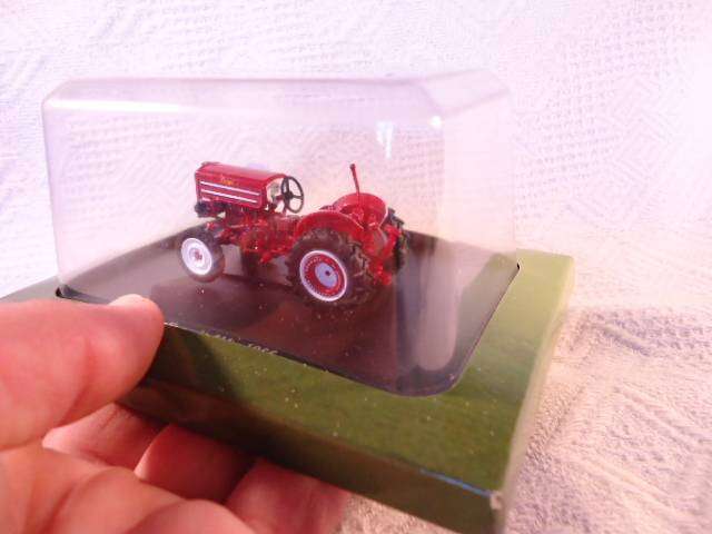 Hachette - Lot of 4 Tractors