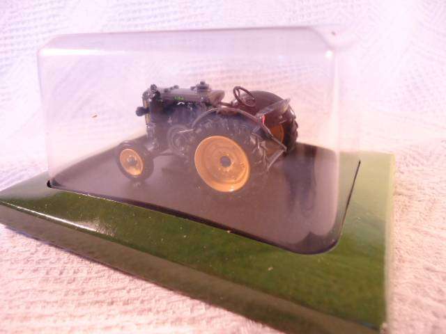 Hachette - Lot of 4 Tractors