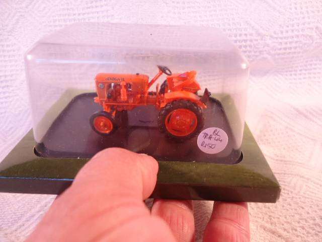 Hachette - Lot of 4 Tractors