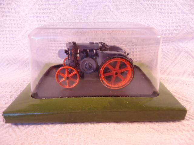 Hachette - Lot of 4 Tractors