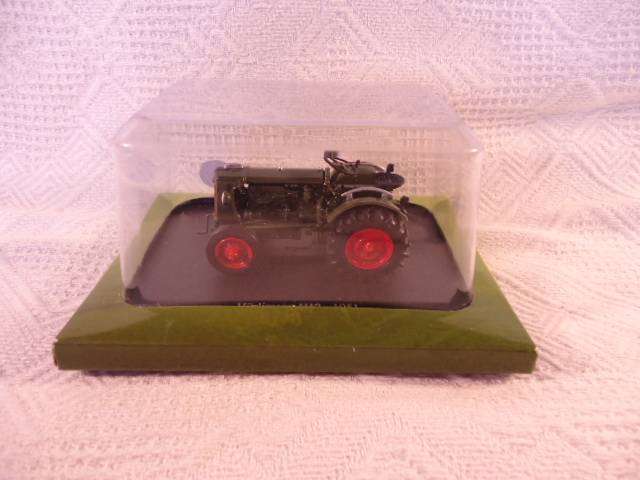 Hachette - Lot of 4 Tractors
