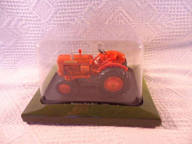 Hachette - Lot of 4 Tractors