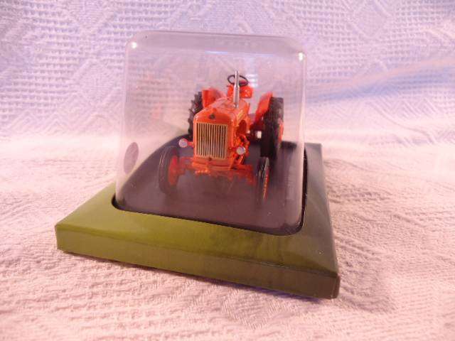 Hachette - Lot of 4 Tractors