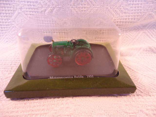 Hachette - Lot of 4 Tractors