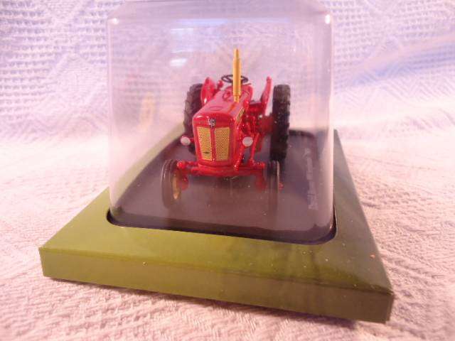 Hachette - Lot of 4 Tractors
