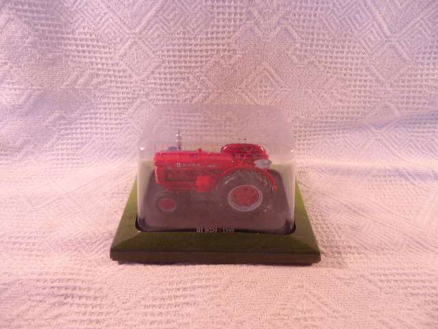 Hachette - Lot of 4 Tractors