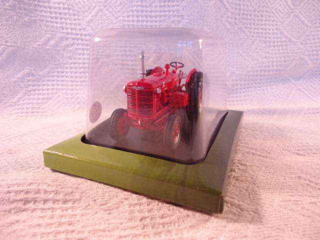 Hachette - Lot of 4 Tractors