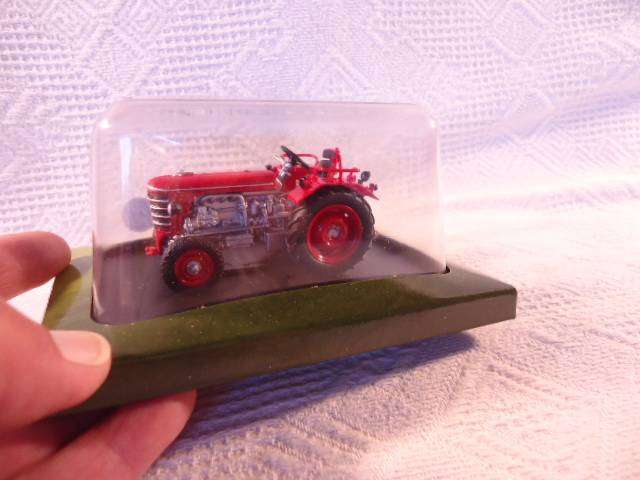 Hachette - Lot of 4 Tractors