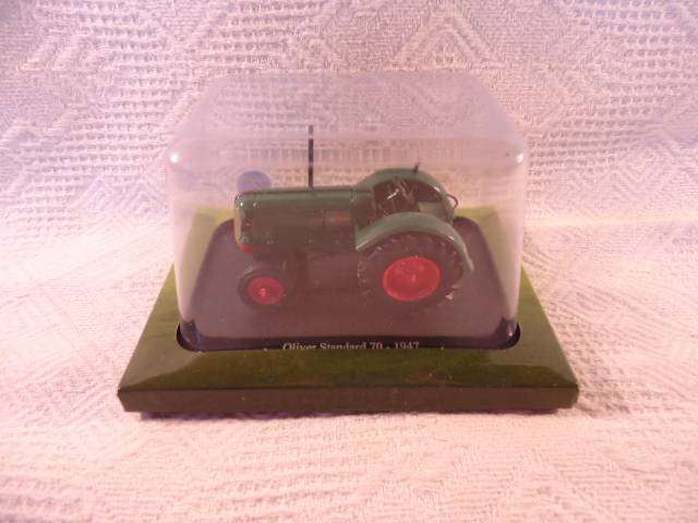 Hachette - Lot of 4 Tractors