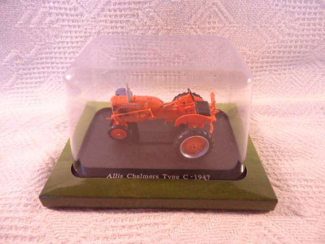 Hachette - Lot of 4 Tractors