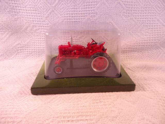 Hachette - Lot of 4 Tractors