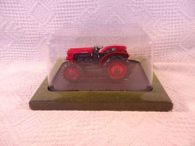 Hachette - Lot of 4 Tractors