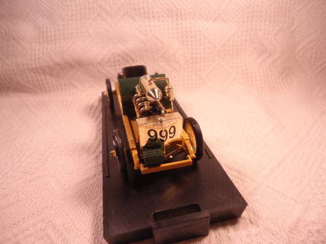 Brumm - Henry Ford with 999 - Lake Saint Clair 1904 #R25