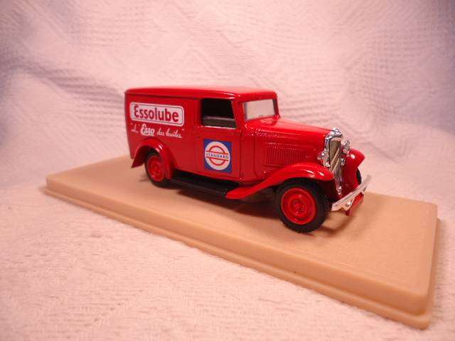 Eligor - Citroen 500kg Camionnette - 1934  Essolube - #1008