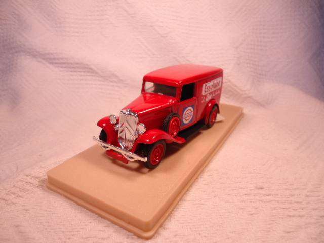 Eligor - Citroen 500kg Camionnette - 1934  Essolube - #1008