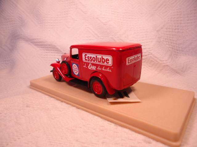 Eligor - Citroen 500kg Camionnette - 1934  Essolube - #1008