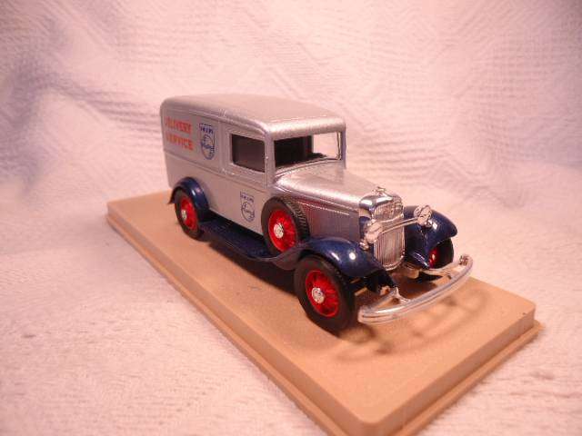 Eligor - Ford V8 - Phillips Delivery Service - 1932 - #1505