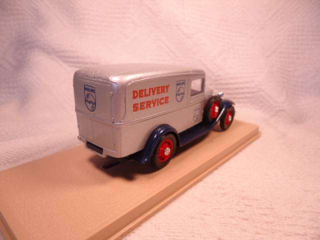 Eligor - Ford V8 - Phillips Delivery Service - 1932 - #1505