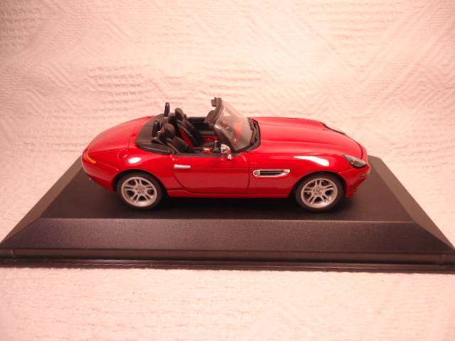 Minichamps - BMW Z8 Convertible - #430024331