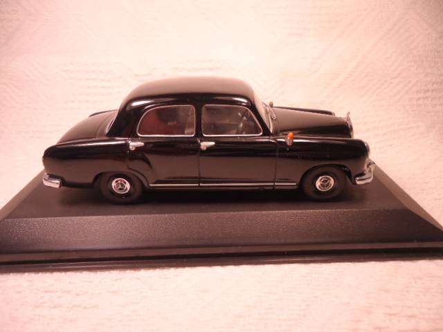 Minichamps - 1953-57 Mercedes-Benz 180 - #430033101