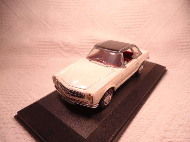 Minichamps - Mercedes-Benz 280 SL - #MIN 032251