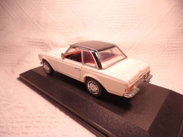 Minichamps - Mercedes-Benz 280 SL - #MIN 032251