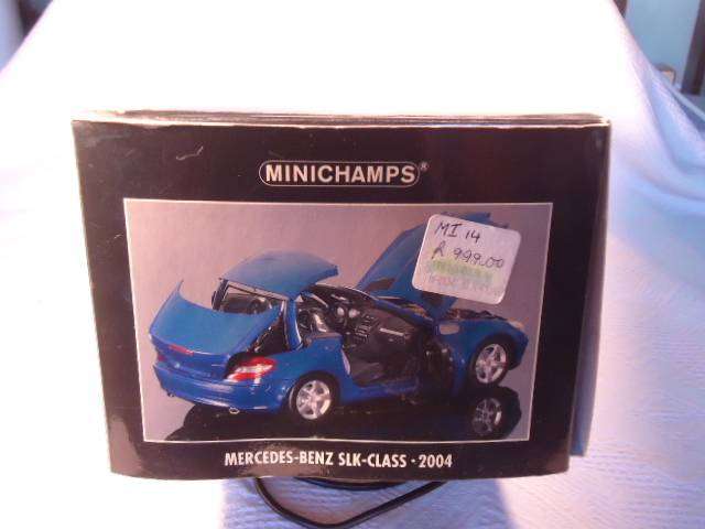 Minichamps - 2004 Mercedes-Benz SLK-Class with removeable roof - #100033131