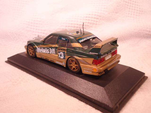 Minichamps - Mercedes-Benz 190 E 2.5-16 Evo 2