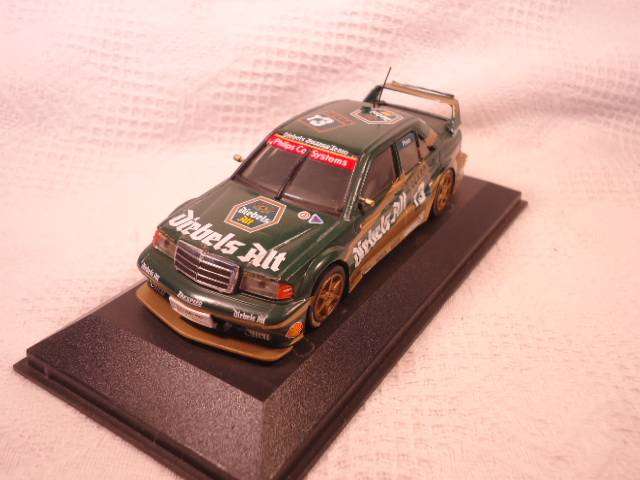 Minichamps - Mercedes-Benz 190 E 2.5-16 Evo 2