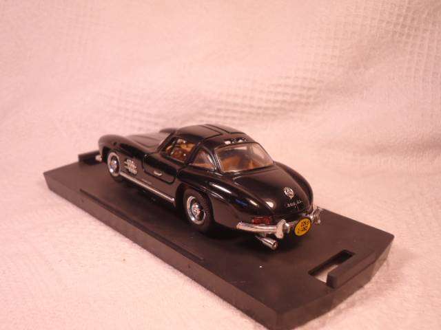 Bang - Mercedes-Benz 300 SL "Gullwing" '55 - #7090