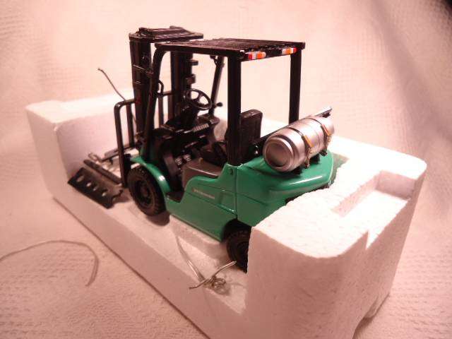 Norscot - FG25N Mitsubishi Forklift Truck - #50012 - 1/25