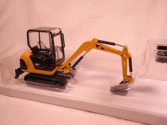 Norscot - CAT 302.5 Mini Hydraulic Excavator - #55085