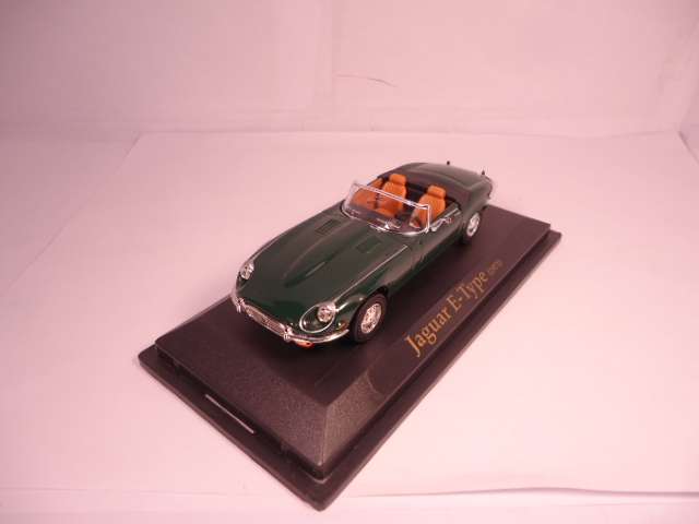 Road Signature - 1971 Jaguar E-Type - #94243