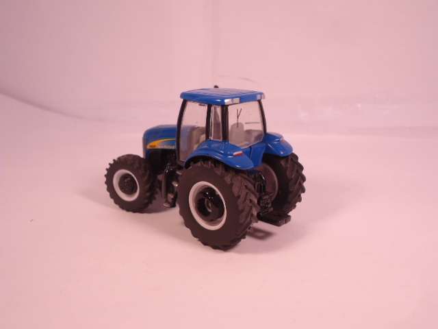 ERTL - Lot of 2 Models