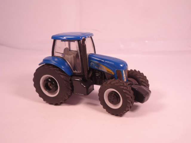 ERTL - Lot of 2 Models