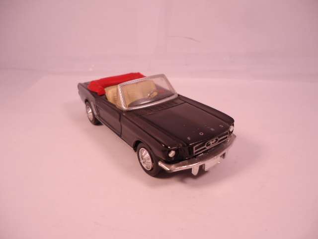 New Ray - Lot of 3 Models