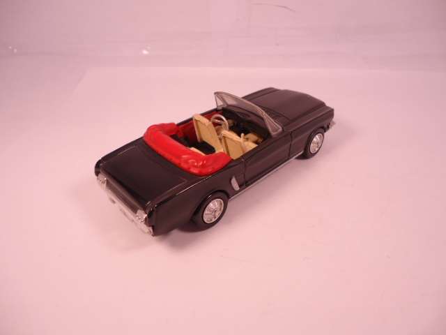 New Ray - Lot of 3 Models