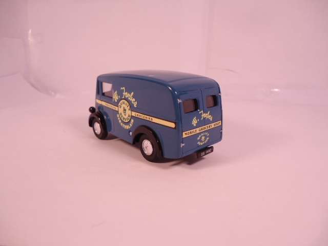 Corgi Classics Commercial - Bedford OB Coach & Morris J Van - Strathblair - #97765