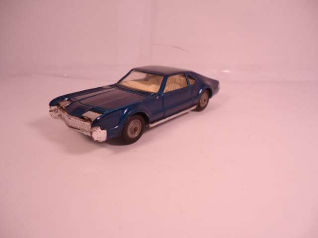 Corgi - Oldsmobile Tornado - #264
