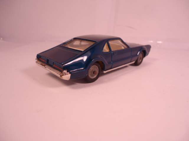 Corgi - Oldsmobile Tornado - #264