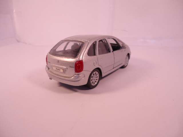 Maisto - Lot of 3 Models