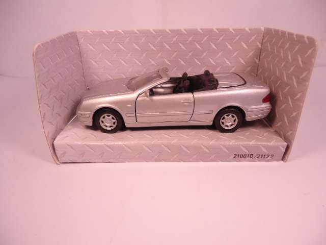 Maisto - Lot of 3 Models